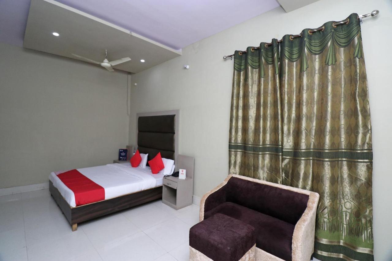 Oyo 19026 Hotel As Karnal Exterior photo